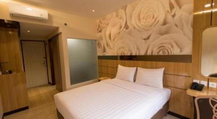 Mine Home Hotel By Sovia Bandung Luaran gambar