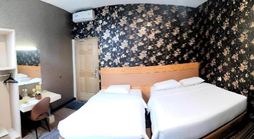 Mine Home Hotel By Sovia Bandung Luaran gambar
